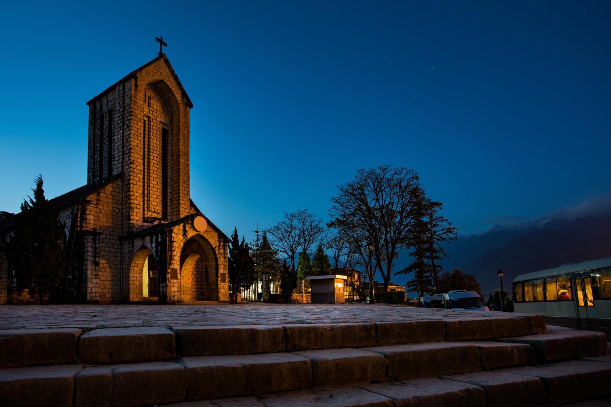Silk Path Grand Sapa Resort & Spa Exterior photo The church in Montferrat