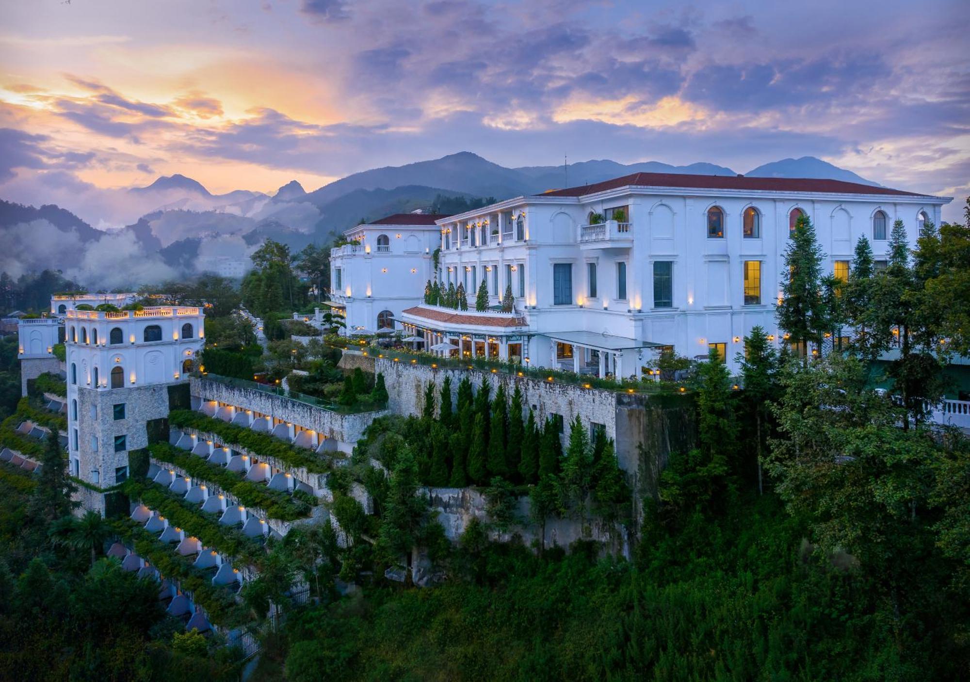 Silk Path Grand Sapa Resort & Spa Exterior photo The Westin Changi
