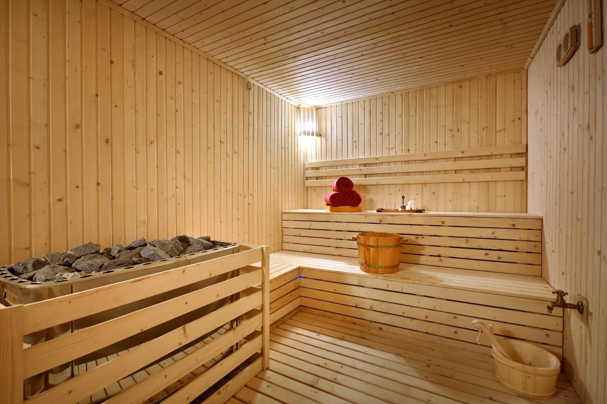 Silk Path Grand Sapa Resort & Spa Exterior photo A Finnish sauna